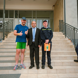 Zväčšiť fotografiu - Hasičom v kraji budú pomáhať ďalšie dva defibrilátory - TSK_DHZ defibrilátory-98